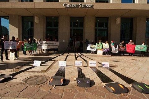 Nouvelle occupation au Crédit Suisse à Genève contre le financement des oléoducs nord-américains (Collectif Breakfree )