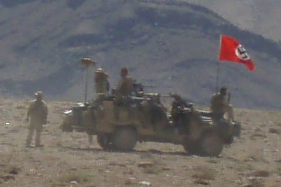 Selon ABC News, des soldats australiens auraient hissé le drapeau nazi sur leur véhicule en Afghanistan