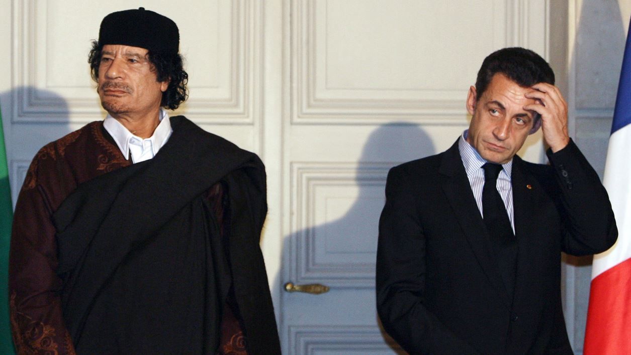 Sarkozy Kadhafi (c) AP