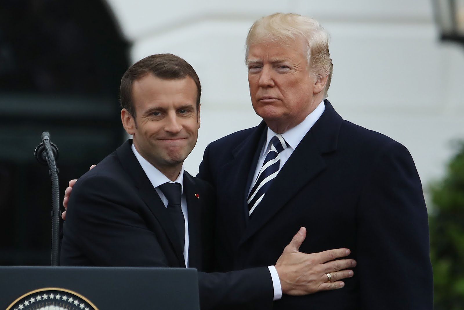 Macron et Trump jouent l'apaisement sur la défense européenne (AFP)