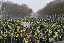 En direct. Acte 9 des &quot;gilets jaunes&quot;. Paris-Bourges. 84.000 manifestants en France. 240 arrestations dont 200 gardes à vue (photos, vidéos)