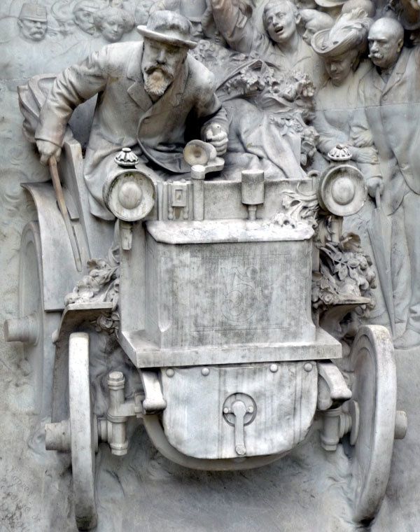 Blessé lors de la course Paris-Marseille en 1896, il ne s’est jamais vraiment rétabli. Il meurt le 18 avril 1897 à Paris alors qu’il a cinquante-quatre ans. À Marolles-en-Hurepoix, son lieu de naissance, subsiste encore aujourd’hui une implantation industrielle de construction de véhicules militaires qui est affiliée au groupe historique. Un monument en pierre sera inauguré en novembre 1907, porte Maillot, à l’orée du bois de Boulogne, rendant hommage à Émile Levassor et à cette époque des débuts de l’automobilisme. Il représente celui-ci à bord de son bolide lors de sa victoire de 1895.