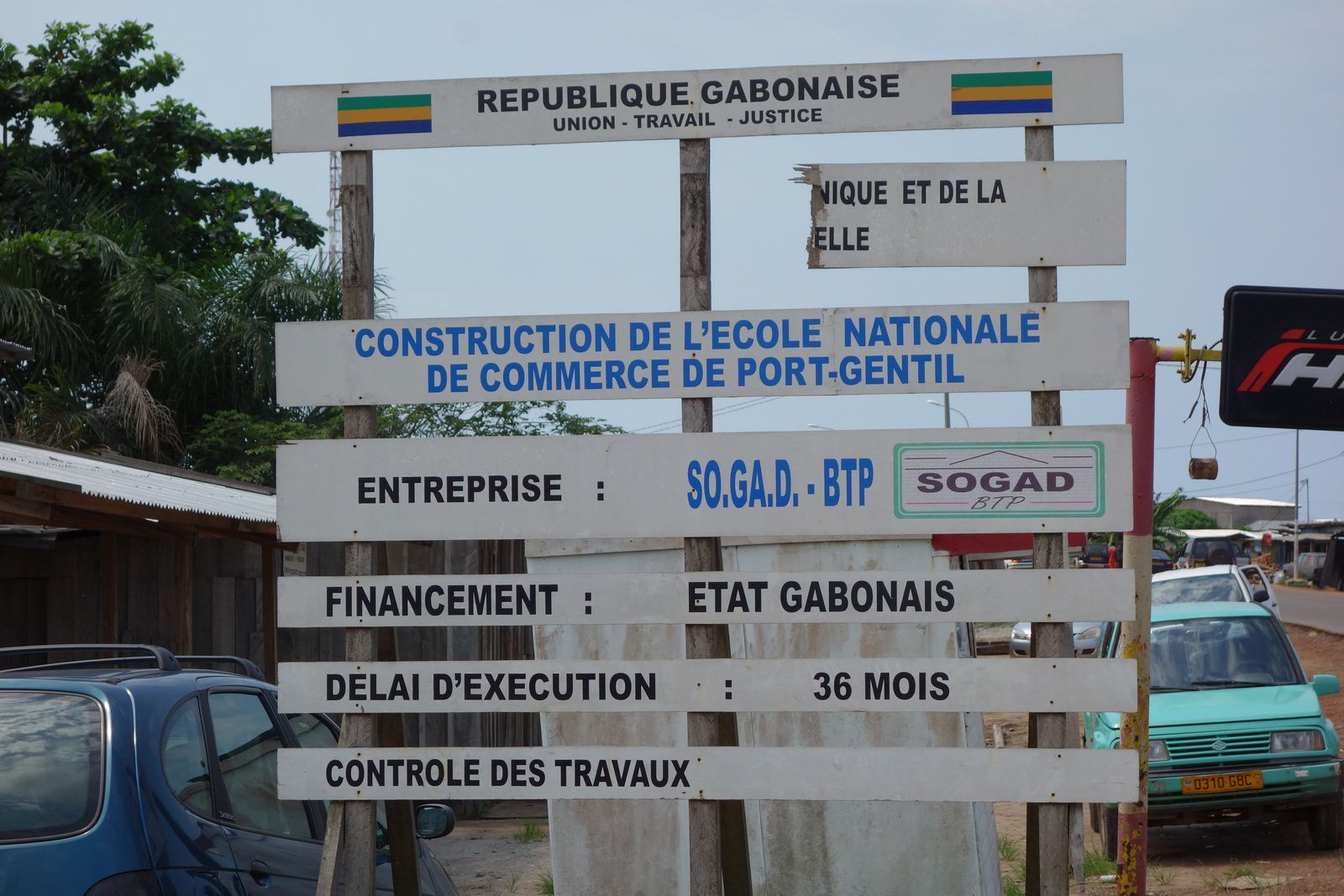 Le Gabon Émergent en Action: Construction de l'Ecole Supérieure de Commerce de Port-gentil