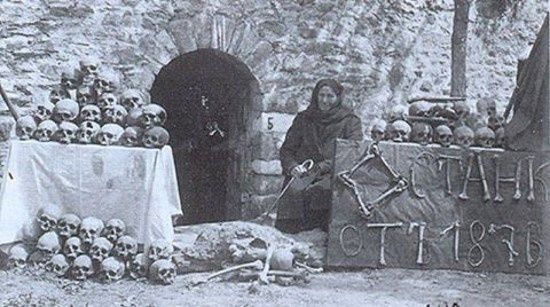 Cranes-des-massacres-de-Batak-en-1876-en-Bulgarie