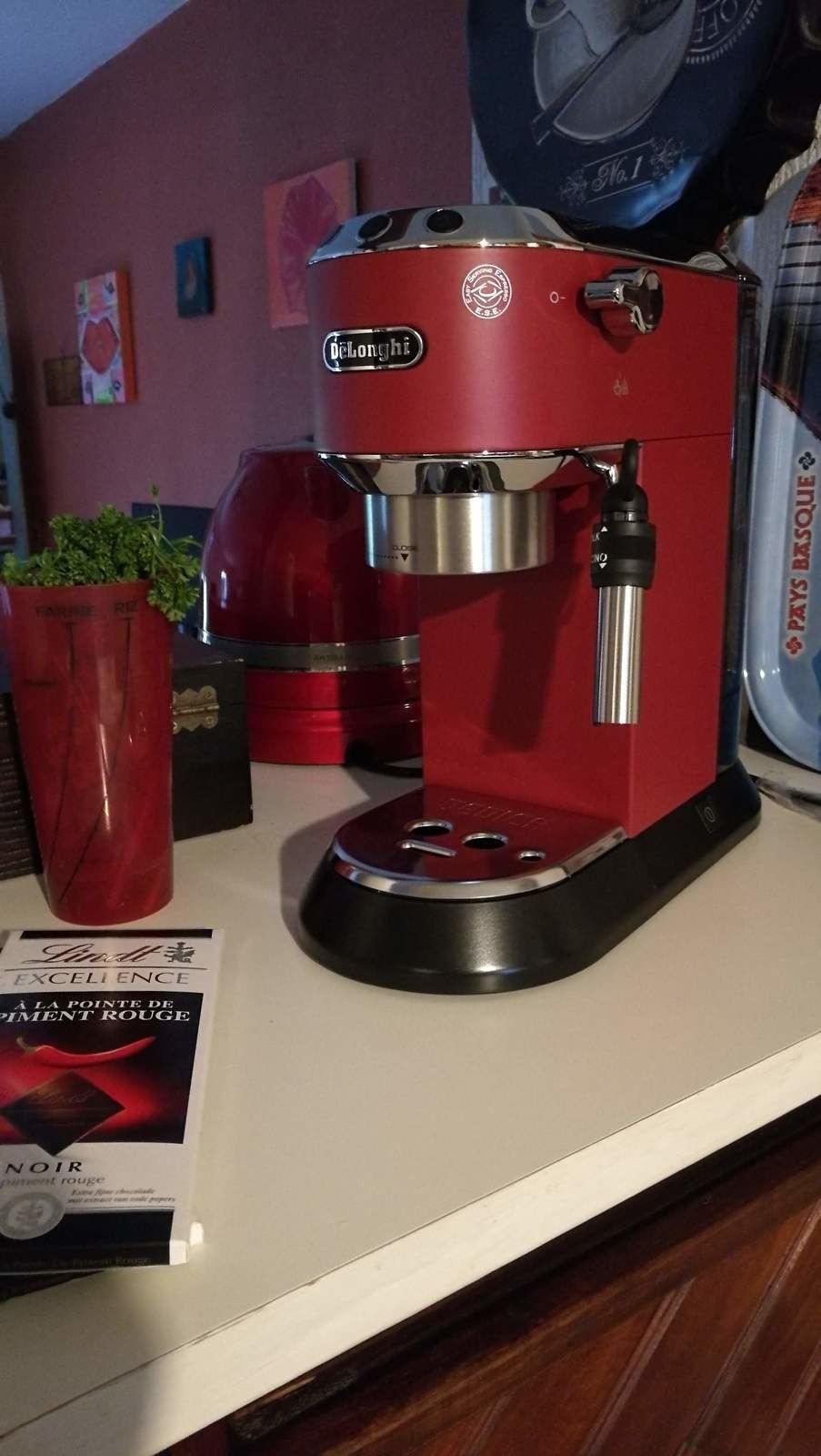 Delonghi Dedica Ec685 La Garantie D Un Bon Cafe Chocolat Piment Tagada