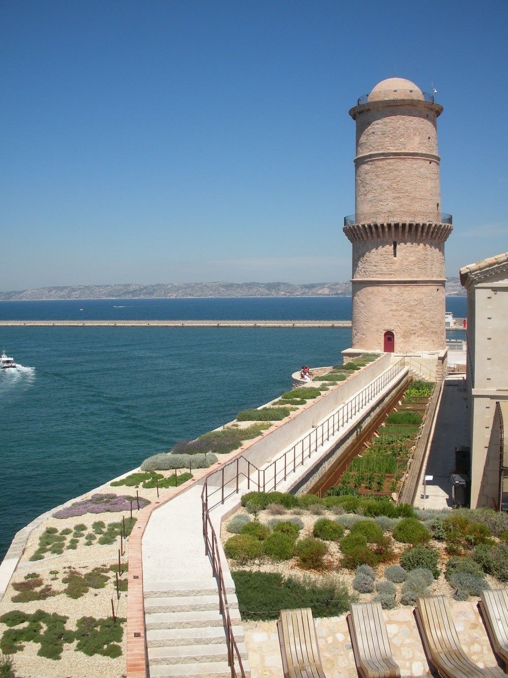 Jardin suspendu sur le port de Marseille