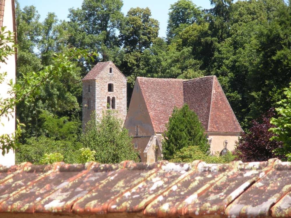 RETOUR A UN BEAU VILLAGE ENDORMI AU PIED DE SON CHÂTEAU : SULLY