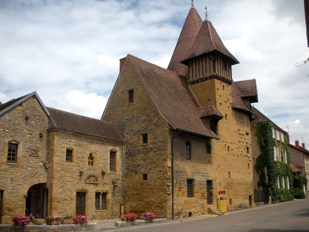 Marcigny en Bourgogne, déjà en pays de Loire !