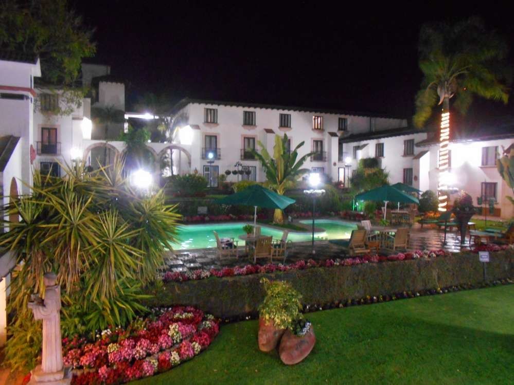 Artisanat religieux à la Mansion del Cupatitzio