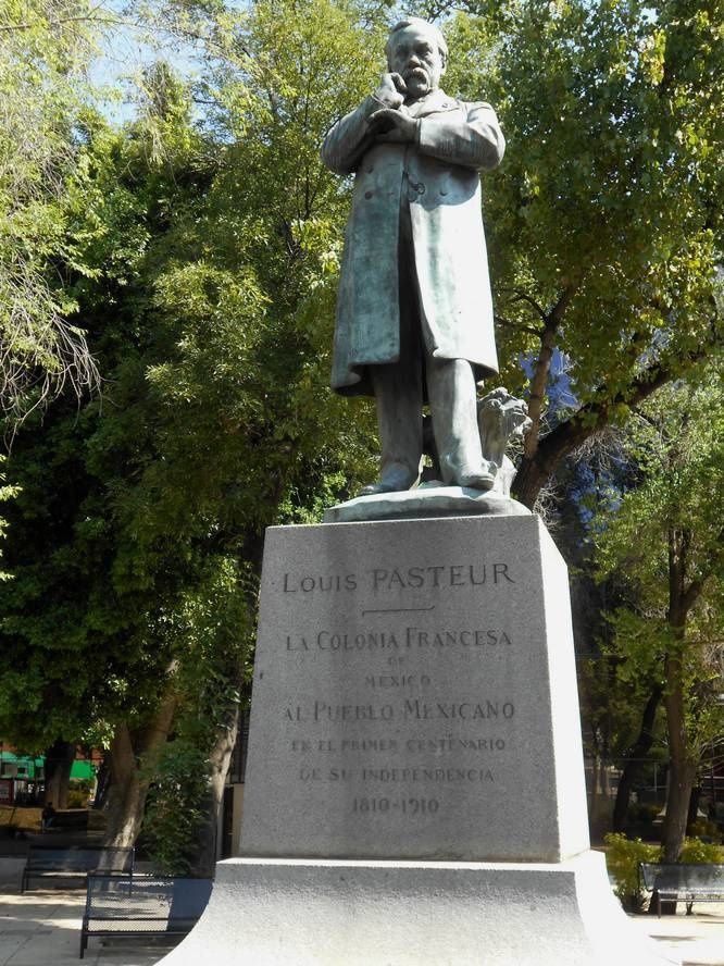 Mexico, et pour commencer, une balade sur ses prestigieuses avenues