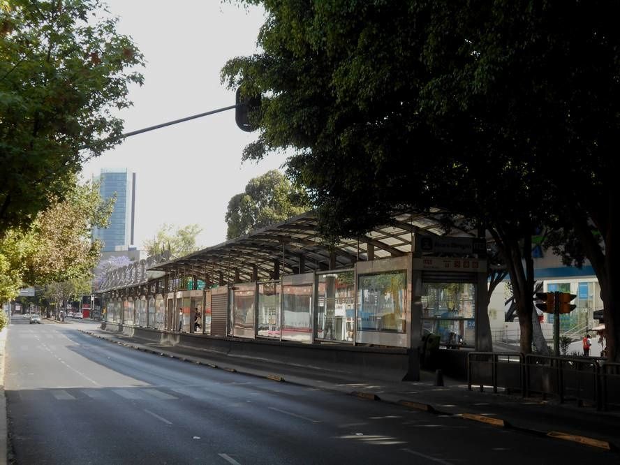 Mexico, et pour commencer, une balade sur ses prestigieuses avenues