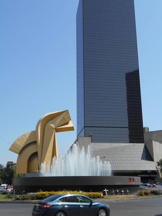 Mexico, et pour commencer, une balade sur ses prestigieuses avenues