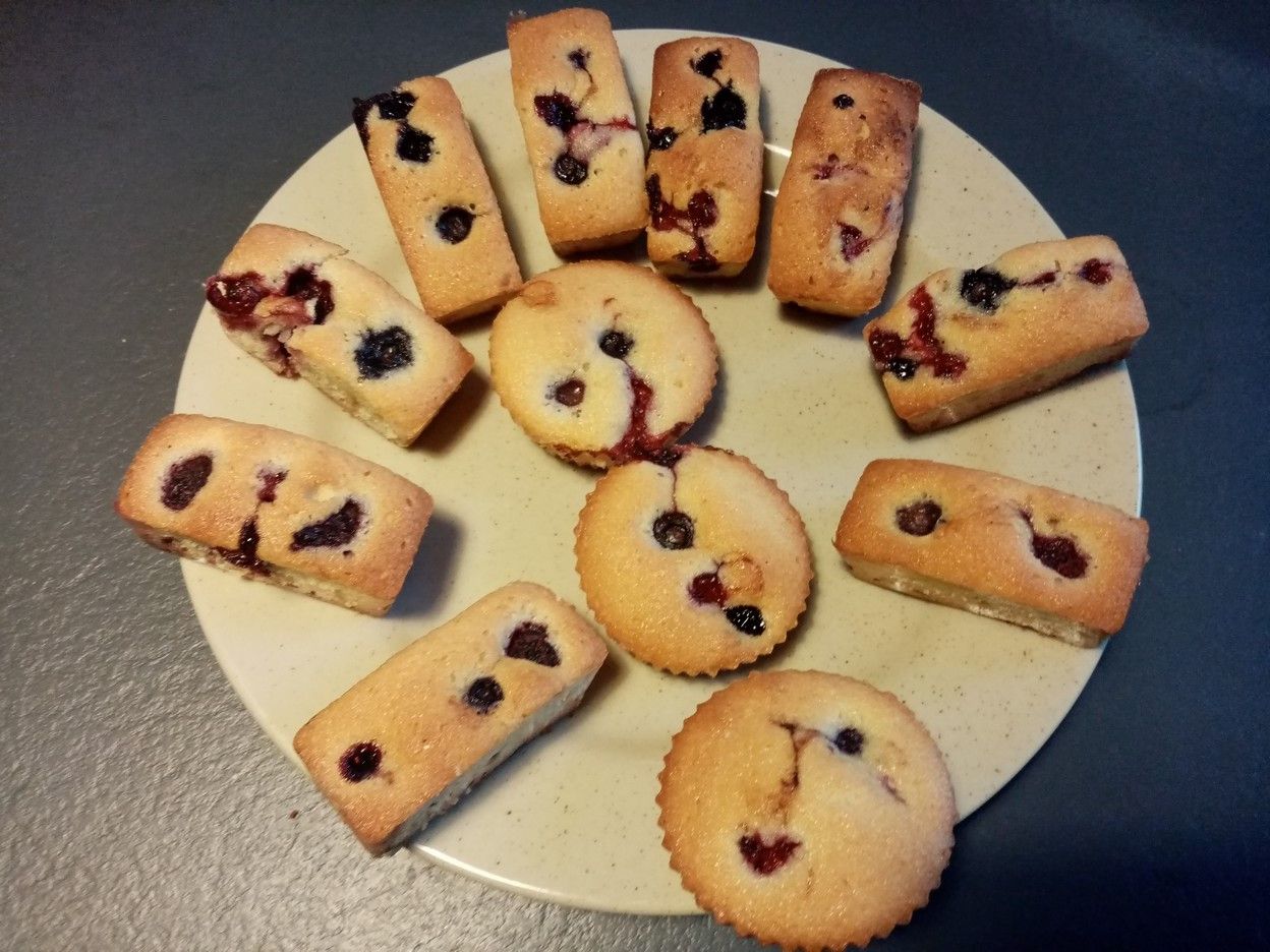 Financiers A La Framboise De Cyril Lignac Dans Tous En Cuisine Mes Meilleures Recettes Faciles