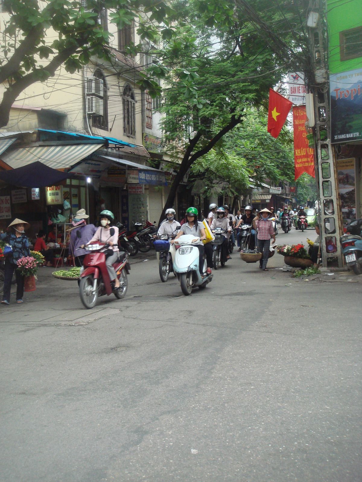Motos et Hanoi