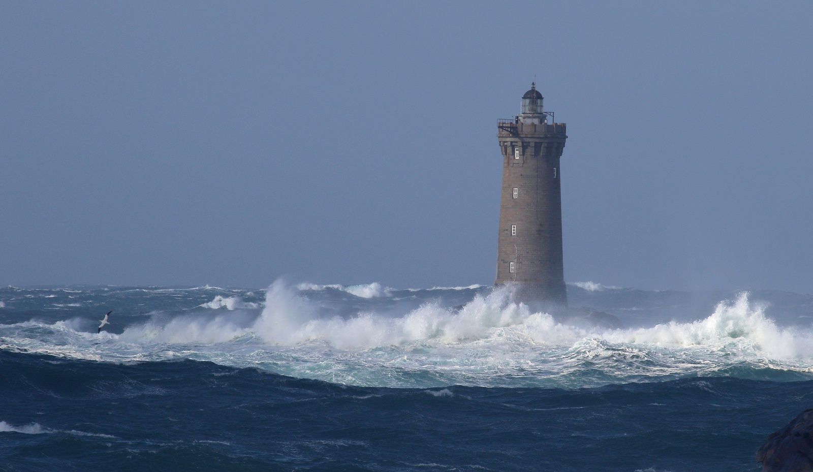 Samedi 02 Novembre : Coup de vent sur le phare du FOUR ( avant l'arrivée de la tempête Amélie)