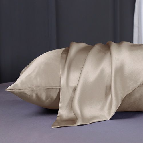 La taie d'oreiller en soie - Coiffnature - Le blog dédié aux soins