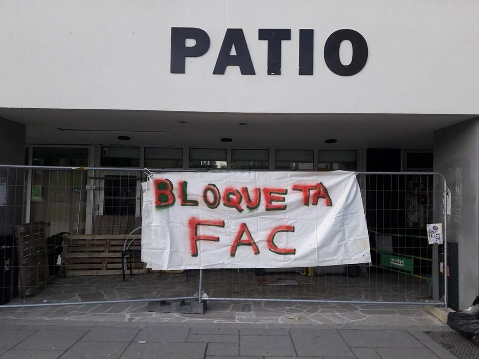 Cortège étudiant pour la manifestation interprofessionnelle du 19 avril
