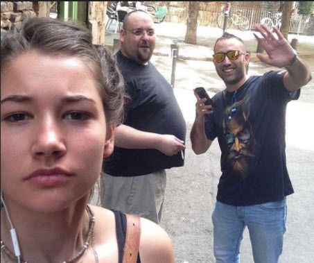 Harcèlement sexuel lorsque le SELFIE apporte (un peu) de réconfort - Noa Jansma étudiante de 20 ans à Amsterdam réagit !