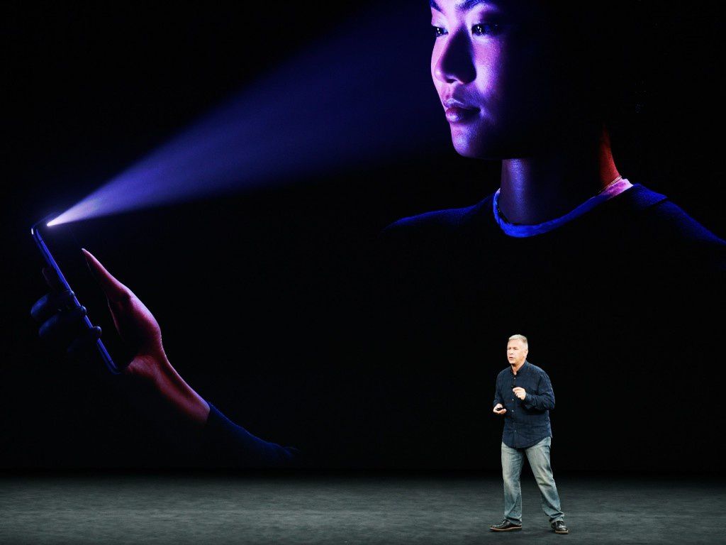 Durant le mois de septembre, Apple pour son dernier iPhone (iPhone X) a abandonné son capteur d’empreinte digitale au profit de « Face ID », une technologie de reconnaissance faciale.