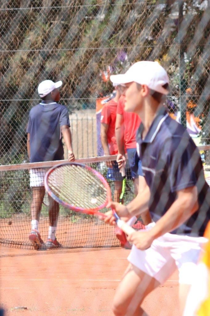 Honneur aux vaincus...