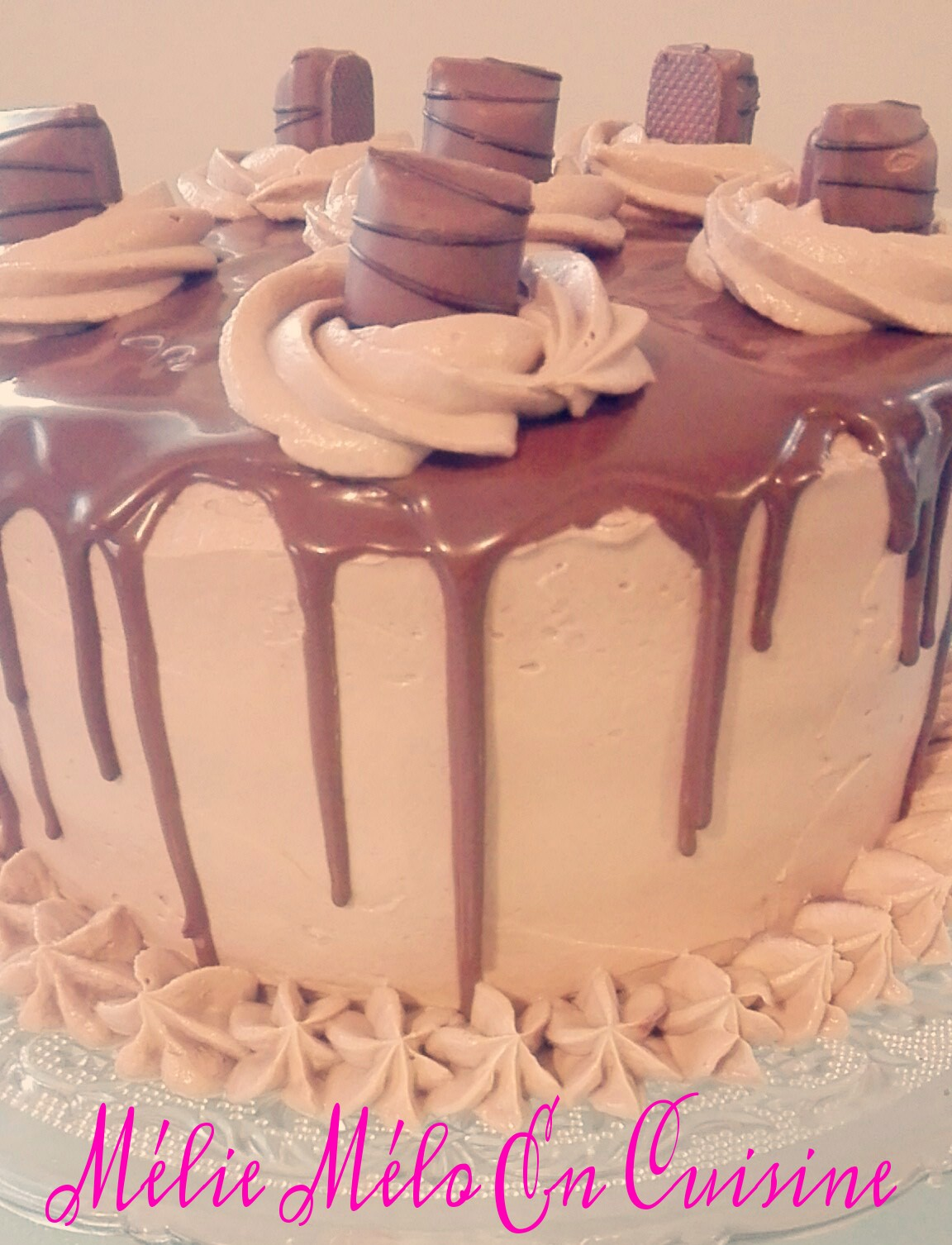 Layer Cake Au Kinder Bueno Avec Ou Sans Thermomix Melie Melo En Cuisine Layer Cake Au Kinder Bueno Avec Ou Sans Thermomix Melie Melo En Cuisine