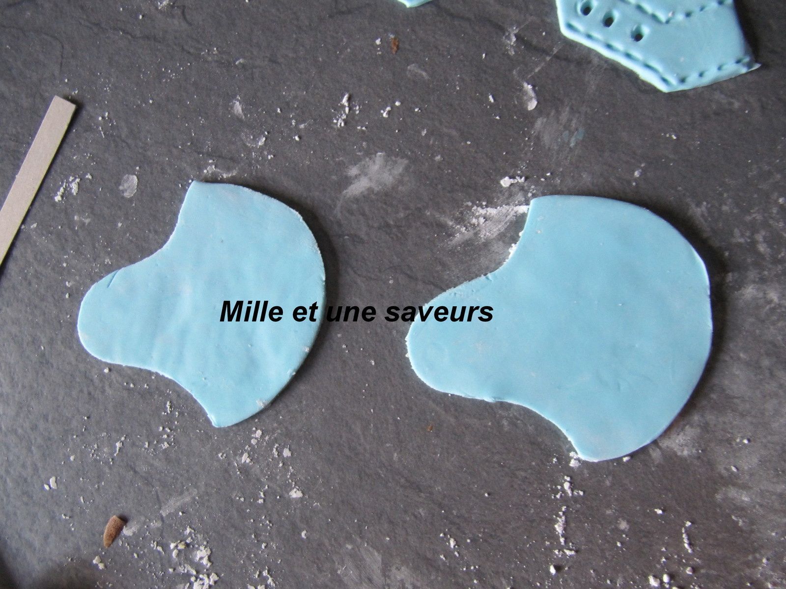 Comment Realiser Des Converses En Pate A Sucre Mille Et Une Saveurs Dans Ma Cuisine