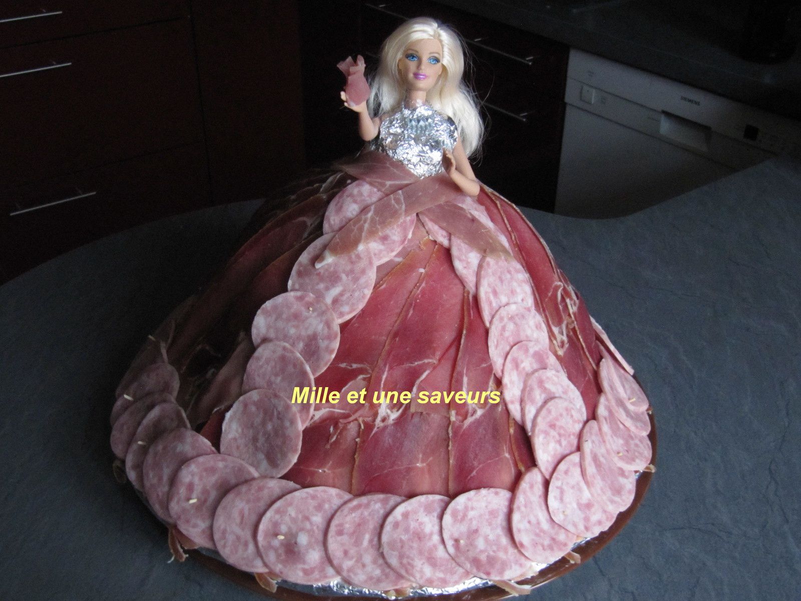 Poupée Barbie en charcuterie - mille et une saveurs dans ma cuisine