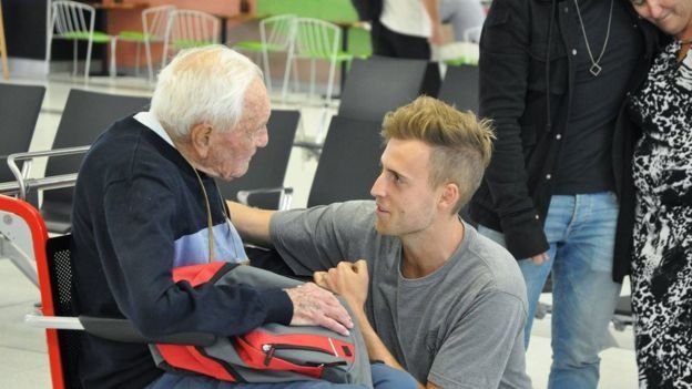 David Goodall, el científico de 104 años que ha emprendido un viaje de más de 10.000 kilómetros para someterse a un suicidio asistido.