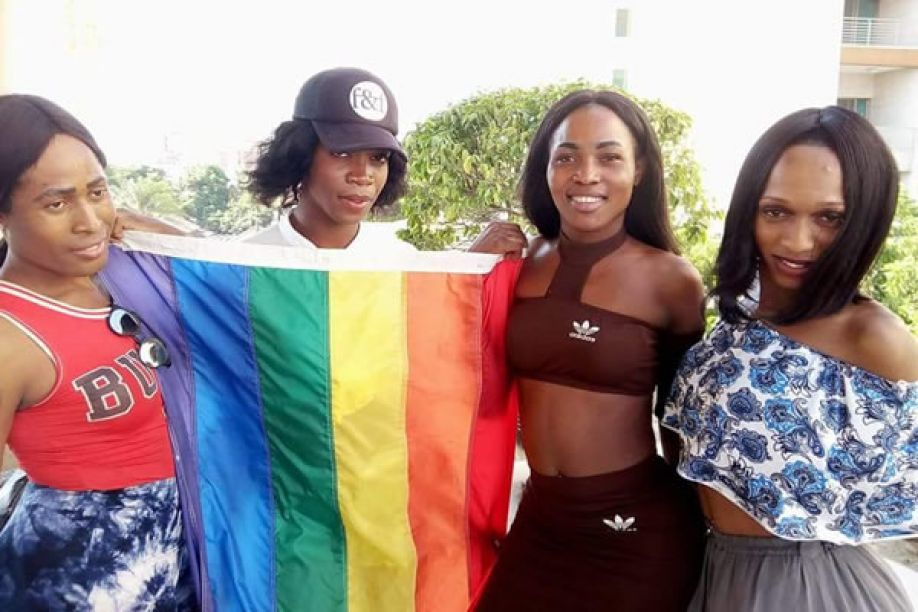Angola entra en el club de los veinte países africanos que despenalizan la homosexualidad.