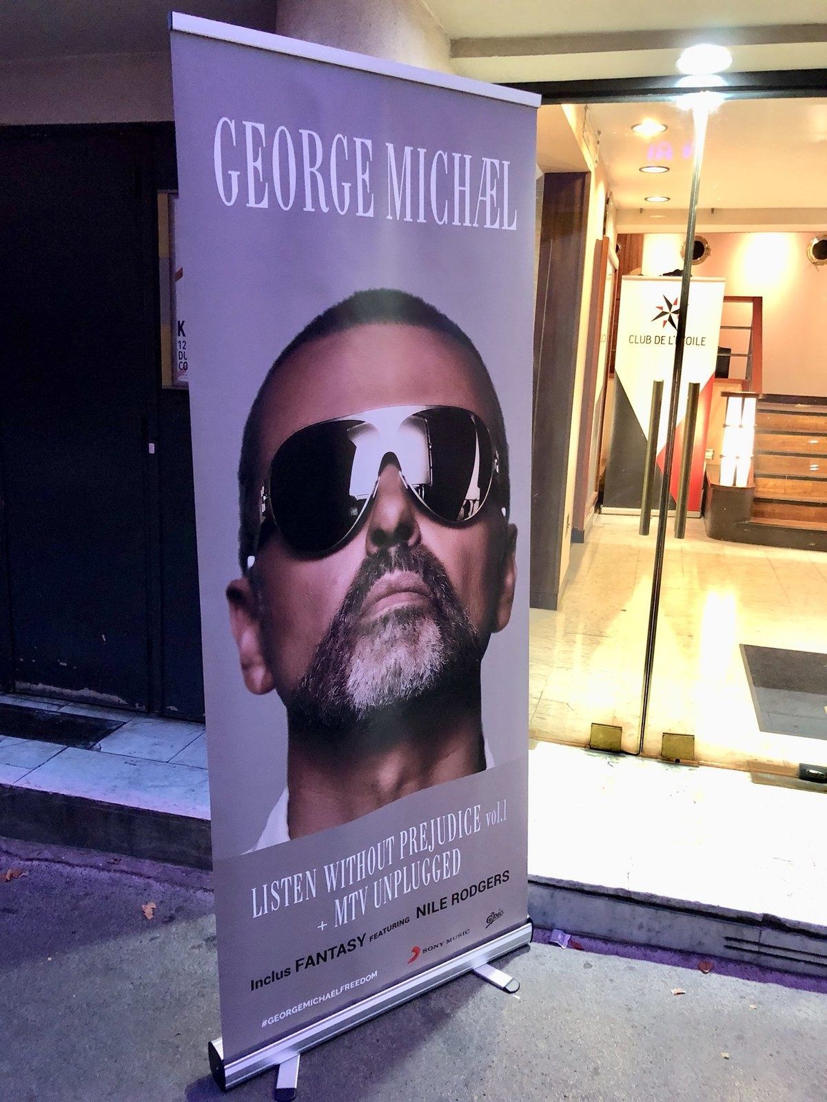 MAGNIFIQUE SOIREE POUR LA PROJECTION PRIVEE DE * GEORGE MICHAEL : FREEDOM *  - GEORGE MICHAEL NEWS