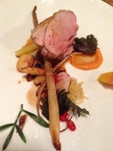 Agneau, purée de patates douces, salsifis rôtis