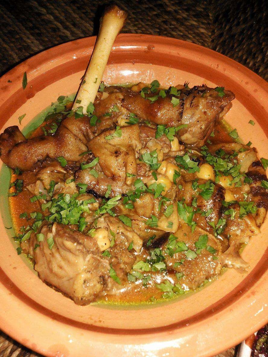 Tête,pieds) d'agneau sauce piquante "Chtitha bouzelouf" - Cuisine Algérienne