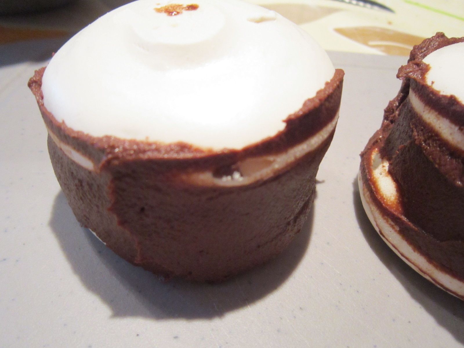 Merveilleux au &amp;quot;Chocolat noir à l&amp;#39;orange et aux épices&amp;quot; - Secrets de ...