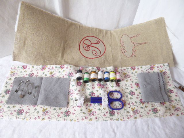 Trousse de couture de voyage -