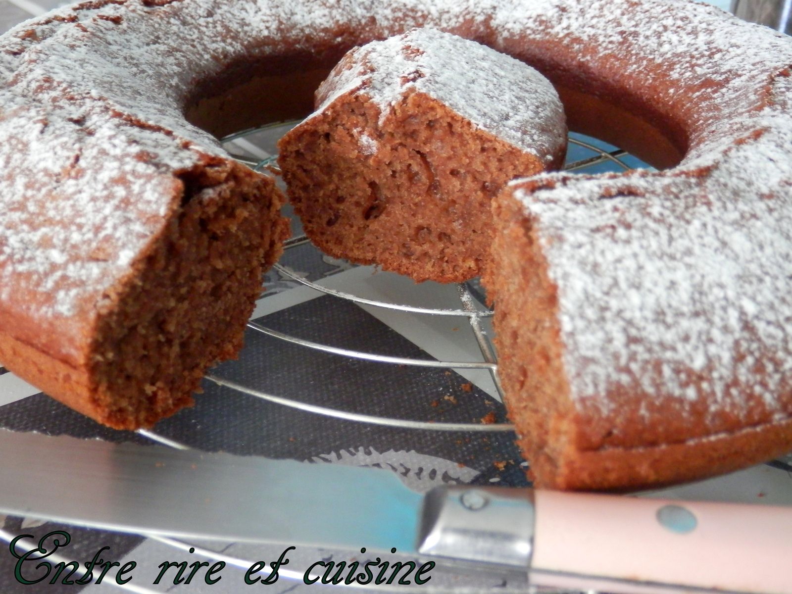 Gâteau au chocolat à la compote de pommes {sans oeufs, sans beurre