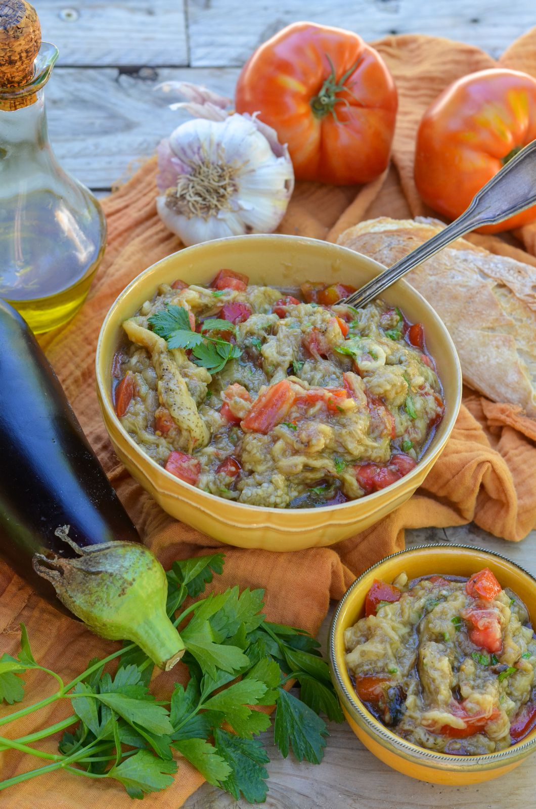 Salade marocaine : pois chiche, coriandre, menthe, pickles d