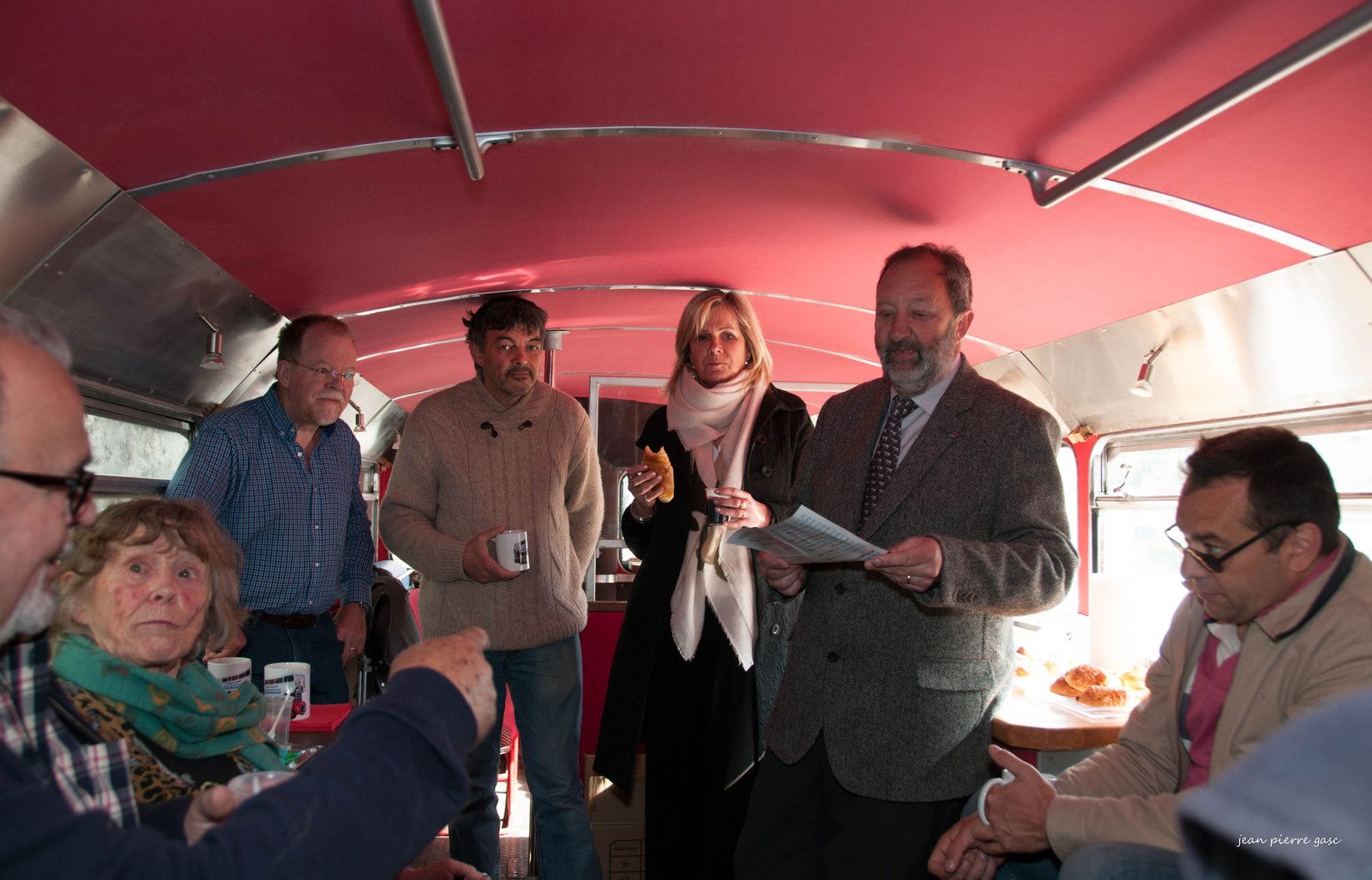 Une matinée a limours entre mémoire et amitiés