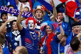 LA FRANCE EN BLEU PROFOND ?