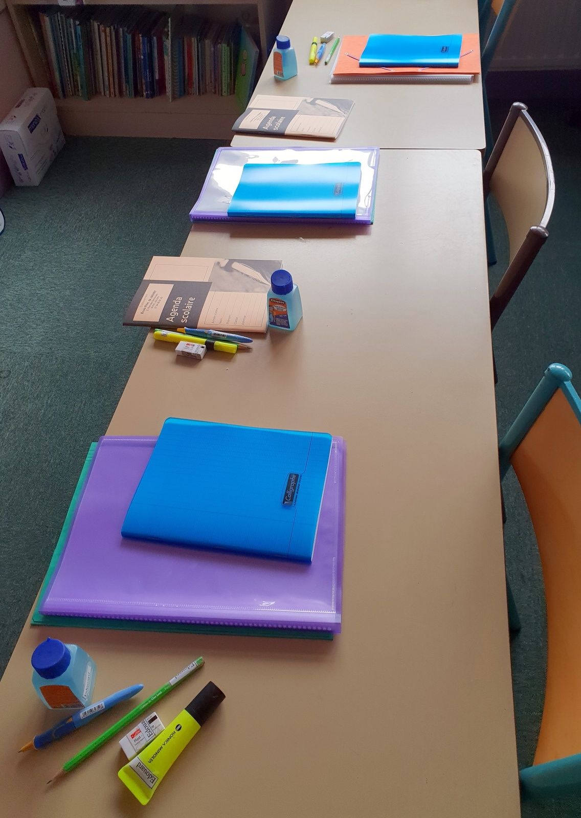 l'école de la répubique doit rester gratuite et obligatoire