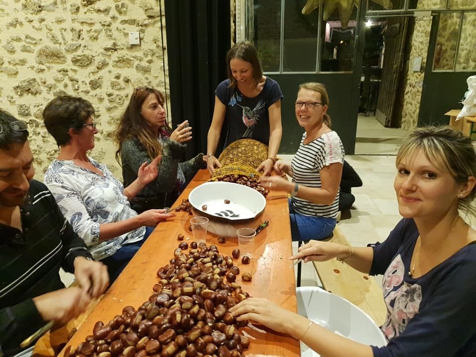 On a gagné ! le merveilleux village de noel ,c'est eux ! les lutins de janvry