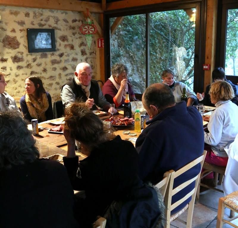 On a gagné ! le merveilleux village de noel ,c'est eux ! les lutins de janvry
