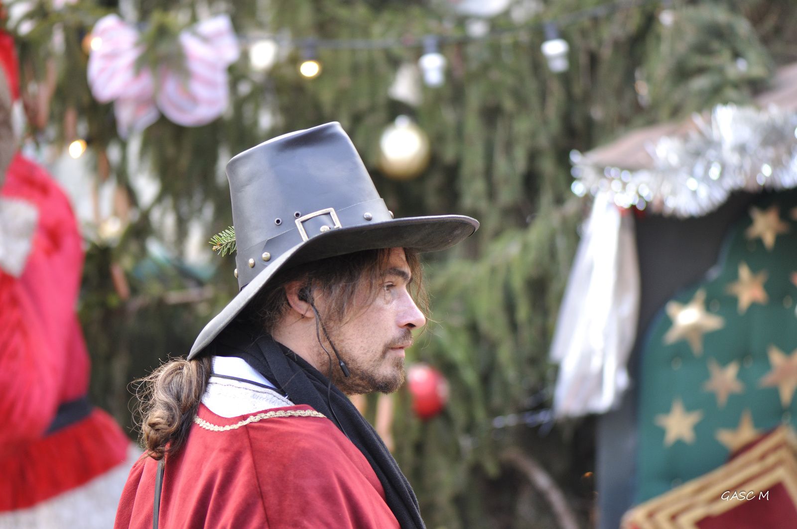 On a gagné ! le merveilleux village de noel ,c'est eux ! les lutins de janvry