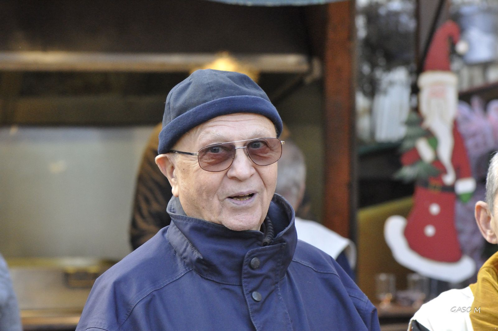 On a gagné ! le merveilleux village de noel ,c'est eux ! les lutins de janvry