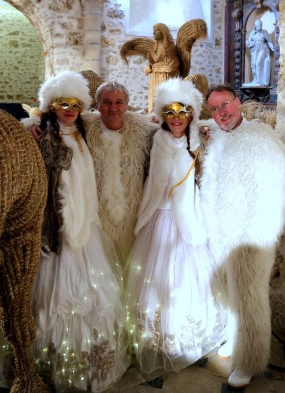 On a gagné ! le merveilleux village de noel ,c'est eux ! les lutins de janvry