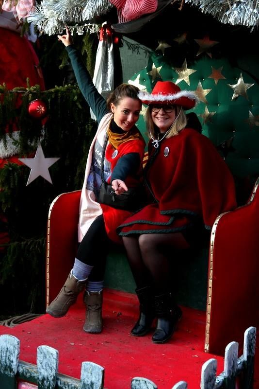 On a gagné ! le merveilleux village de noel ,c'est eux ! les lutins de janvry