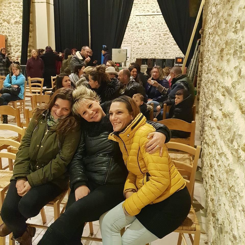 On a gagné ! le merveilleux village de noel ,c'est eux ! les lutins de janvry