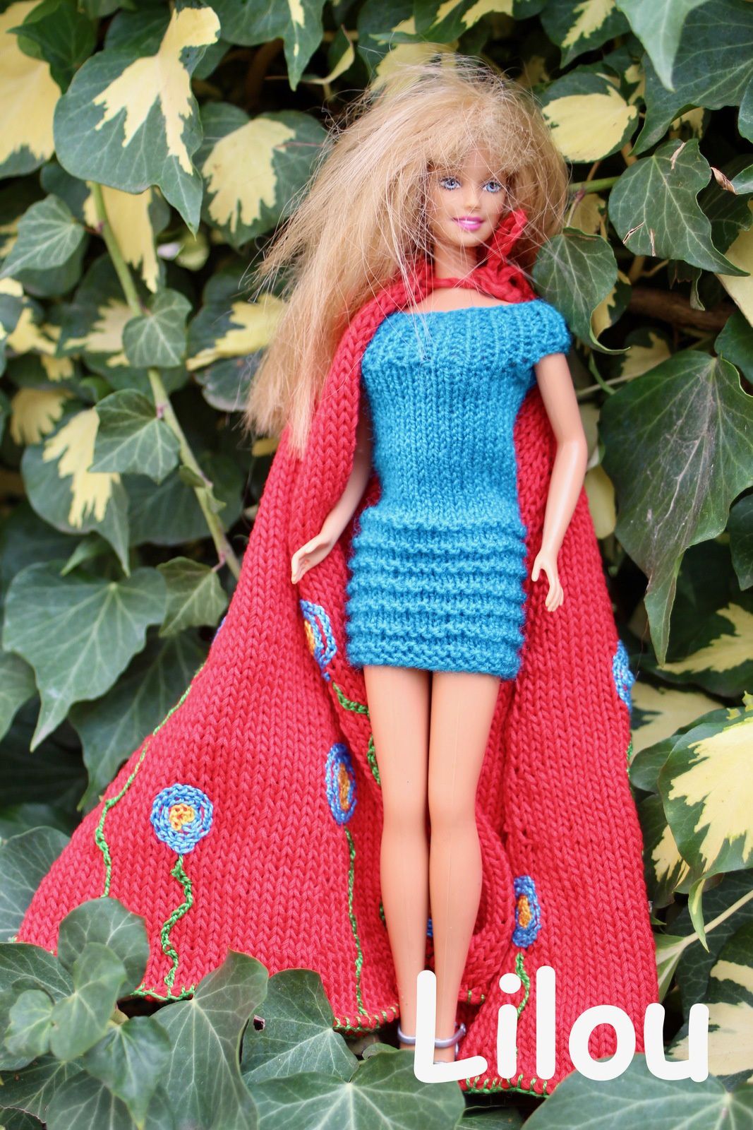 Cape et robe pour Barbie DIY modele tuto gratuit - Fils de Lilou - tricot,  crochet, dentelle, couture, broderie, tuto modele gratuit