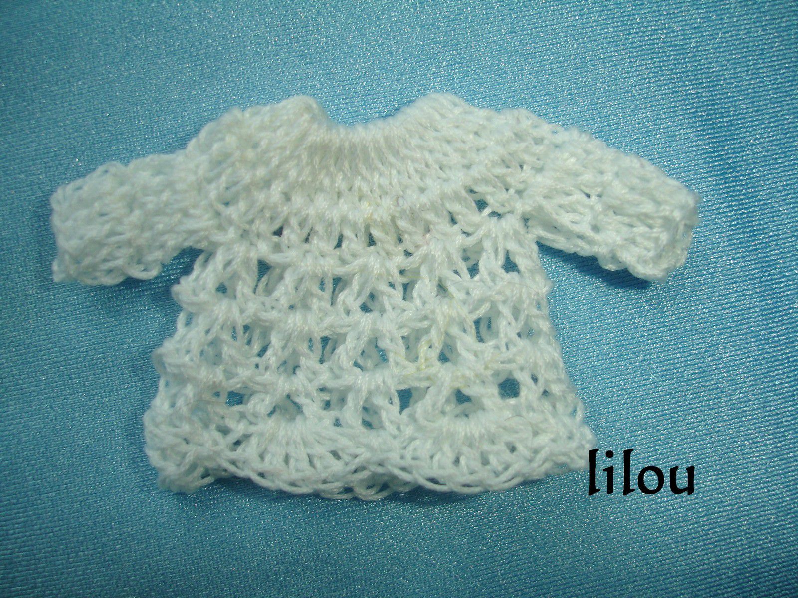 Mini layette au crochet DIY modele tuto gratuit - Fils de Lilou - tricot,  crochet, dentelle, couture, broderie, tuto modele gratuit