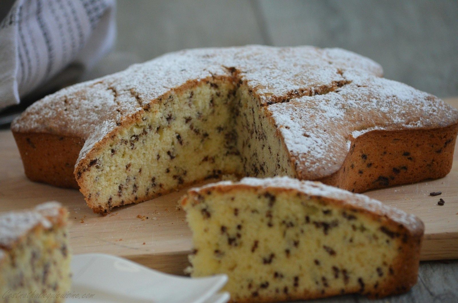 Gâteau au yaourt et vermicelles de chocolat