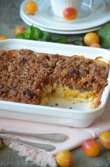 Clafoutis mirabelles et crumble spéculoos